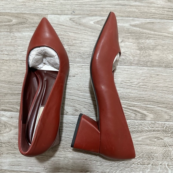 Franco Sarto Racer Pump - Picture 15 of 15